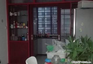 涌鑫花园1楼，2室2厅，中装，家具家电齐全，1300元/月 - 荆门28生活网 jingmen.28life.net